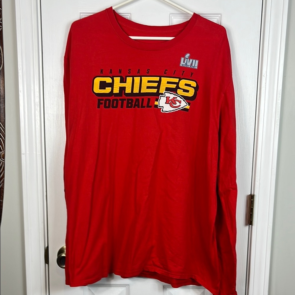Kansas City Chiefs red long sleeved tee shirt size XL. Super Bowl shirt.
